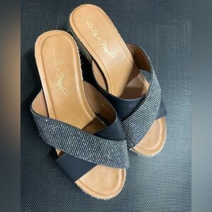 Pearl Black and Silver Crisscross Sandals